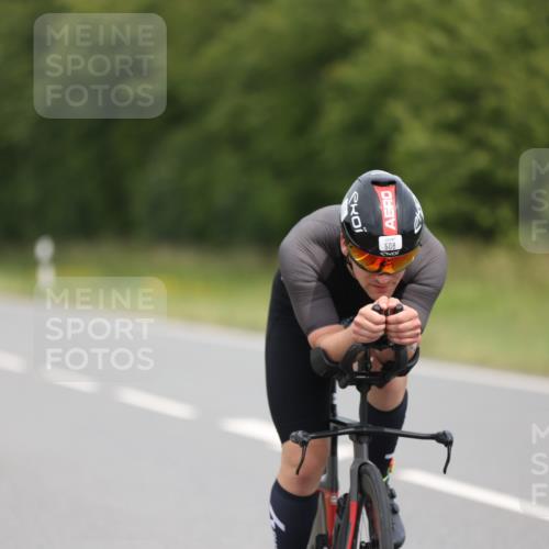 22.06.2025 - Viking Triathlon Yannick Fuchs http://msf.ph/oto/8086108 22.06.2025 12:41:47 Radfahren 115, 216, 257, 434, 508, 647 meine-sportfotos.de
