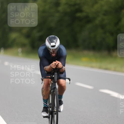 22.06.2025 - Viking Triathlon Yannick Fuchs http://msf.ph/oto/8086113 22.06.2025 12:41:48 Radfahren 115, 257, 434, 508, 647 meine-sportfotos.de
