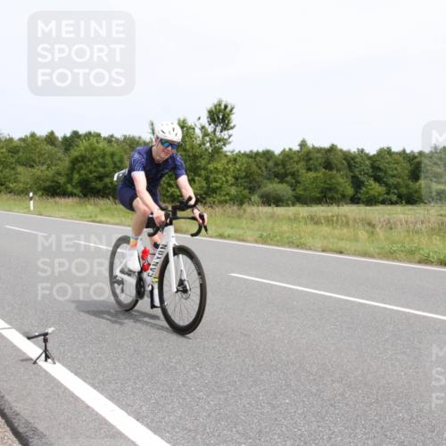 22.06.2025 - Viking Triathlon Yannick Fuchs http://msf.ph/oto/8086115 22.06.2025 13:11:32 Radfahren 328, 336 meine-sportfotos.de
