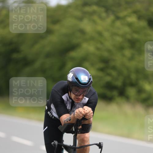 22.06.2025 - Viking Triathlon Yannick Fuchs http://msf.ph/oto/8086186 22.06.2025 12:42:59 Radfahren 146, 181 meine-sportfotos.de