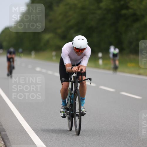 22.06.2025 - Viking Triathlon Yannick Fuchs http://msf.ph/oto/8086234 22.06.2025 12:43:17 Radfahren 40, 207, 291, 301, 438, 448, 546, 621 meine-sportfotos.de