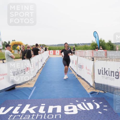 22.06.2025 - Viking Triathlon MichiJ http://msf.ph/oto/8086244 22.06.2025 16:14:54 Ziel 408 meine-sportfotos.de