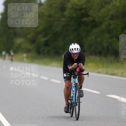 22.06.2025 - Viking Triathlon Yannick Fuchs http://msf.ph/oto/8086300 22.06.2025 12:43:28 Radfahren 12, 109, 187, 207, 320, 327, 438, 546, 616, 621, 654 meine-sportfotos.de