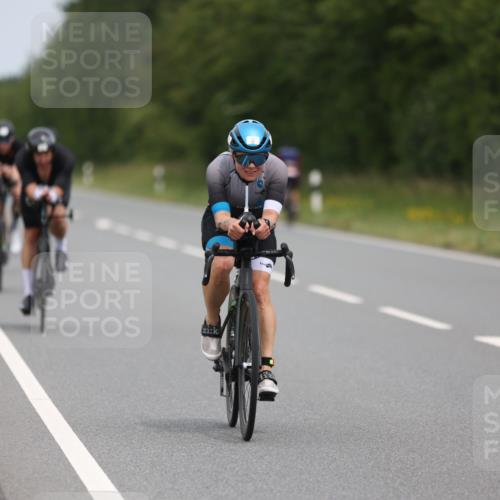 22.06.2025 - Viking Triathlon Yannick Fuchs http://msf.ph/oto/8086317 22.06.2025 12:43:35 Radfahren 12, 109, 124, 187, 316, 327, 349, 388, 407, 442, 493, 522, 654 meine-sportfotos.de