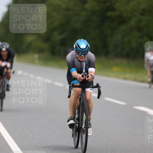 22.06.2025 - Viking Triathlon Yannick Fuchs http://msf.ph/oto/8086319 22.06.2025 12:43:35 Radfahren 12, 109, 124, 187, 316, 327, 349, 388, 407, 442, 493, 522, 654 meine-sportfotos.de
