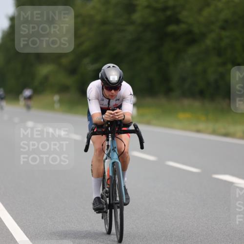 22.06.2025 - Viking Triathlon Yannick Fuchs http://msf.ph/oto/8086421 22.06.2025 12:43:54 Radfahren 7, 83, 196, 318 meine-sportfotos.de