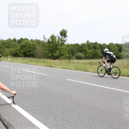 22.06.2025 - Viking Triathlon Yannick Fuchs http://msf.ph/oto/8086425 22.06.2025 13:12:16 Radfahren 261, 431, 515 meine-sportfotos.de