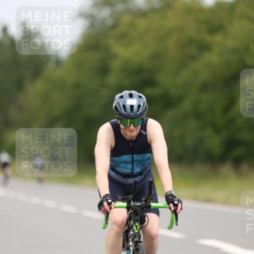 22.06.2025 - Viking Triathlon Yannick Fuchs http://msf.ph/oto/8086446 22.06.2025 12:44:18 Radfahren 136, 342, 374, 634 meine-sportfotos.de