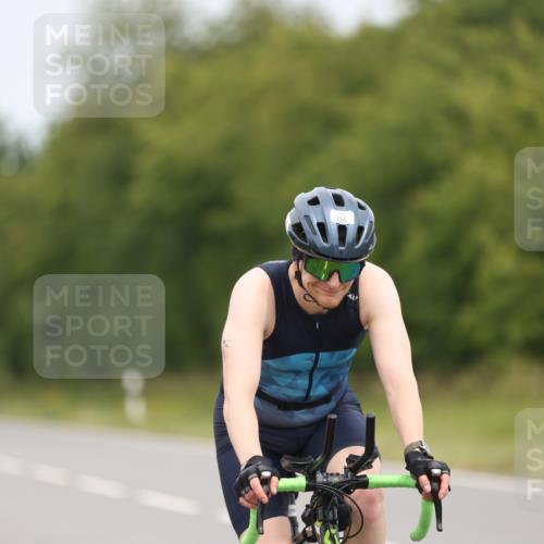22.06.2025 - Viking Triathlon Yannick Fuchs http://msf.ph/oto/8086448 22.06.2025 12:44:19 Radfahren 136, 342, 374, 634 meine-sportfotos.de