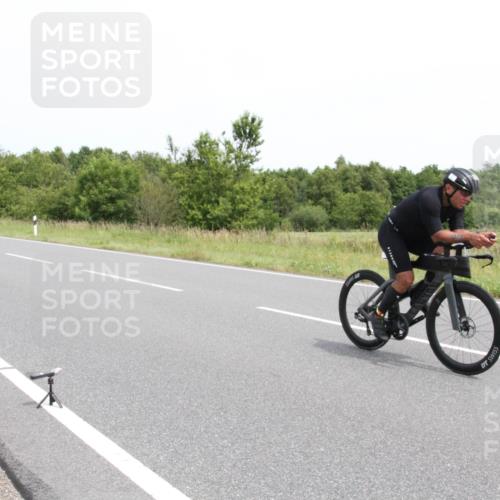 22.06.2025 - Viking Triathlon Yannick Fuchs http://msf.ph/oto/8086452 22.06.2025 13:12:31 Radfahren 83, 493 meine-sportfotos.de