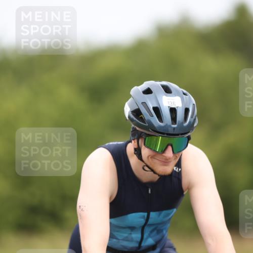 22.06.2025 - Viking Triathlon Yannick Fuchs http://msf.ph/oto/8086454 22.06.2025 12:44:19 Radfahren 136, 342, 374, 634 meine-sportfotos.de