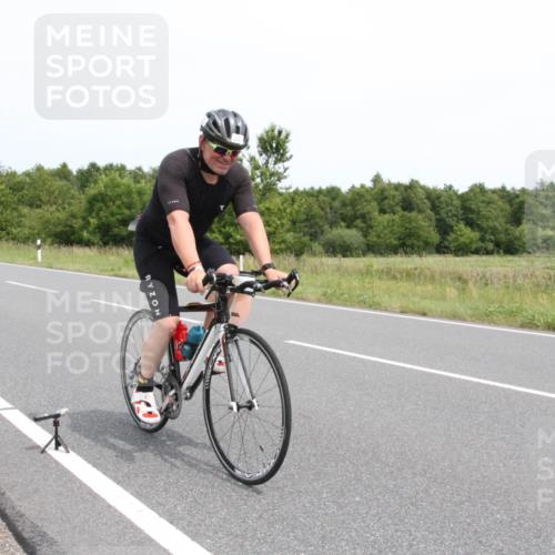 22.06.2025 - Viking Triathlon Yannick Fuchs http://msf.ph/oto/8086460 22.06.2025 13:12:51 Radfahren 303, 439, 607 meine-sportfotos.de