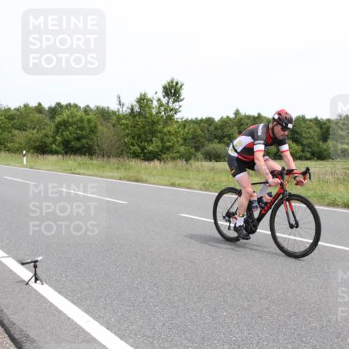 22.06.2025 - Viking Triathlon Yannick Fuchs http://msf.ph/oto/8086473 22.06.2025 13:12:57 Radfahren 190, 199, 303, 607 meine-sportfotos.de