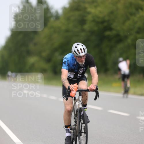 22.06.2025 - Viking Triathlon Yannick Fuchs http://msf.ph/oto/8086476 22.06.2025 12:44:25 Radfahren 186, 374, 634 meine-sportfotos.de