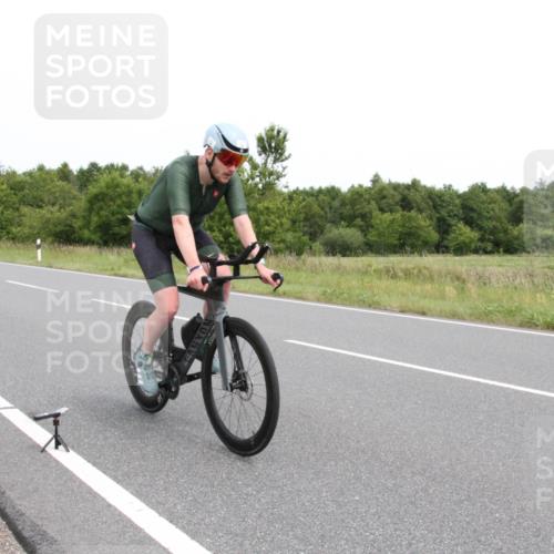 22.06.2025 - Viking Triathlon Yannick Fuchs http://msf.ph/oto/8086485 22.06.2025 13:13:24 Radfahren 64, 186, 480 meine-sportfotos.de