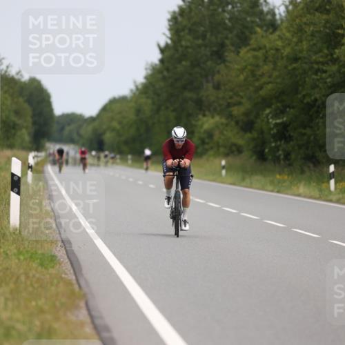 22.06.2025 - Viking Triathlon Yannick Fuchs http://msf.ph/oto/8086496 22.06.2025 12:44:39 Radfahren 53, 186 meine-sportfotos.de
