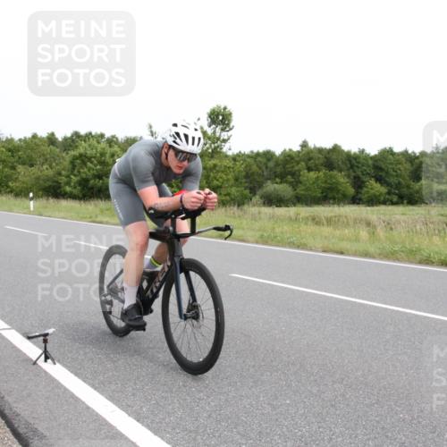 22.06.2025 - Viking Triathlon Yannick Fuchs http://msf.ph/oto/8086506 22.06.2025 13:13:56 Radfahren 223, 326 meine-sportfotos.de