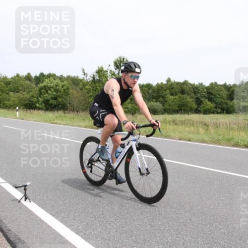 22.06.2025 - Viking Triathlon Yannick Fuchs http://msf.ph/oto/8086550 22.06.2025 13:16:26 Radfahren 470, 535 meine-sportfotos.de