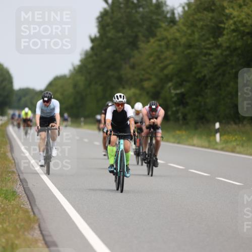 22.06.2025 - Viking Triathlon Yannick Fuchs http://msf.ph/oto/8086561 22.06.2025 12:45:31 Radfahren 147, 255, 357, 395, 515, 535, 611 meine-sportfotos.de