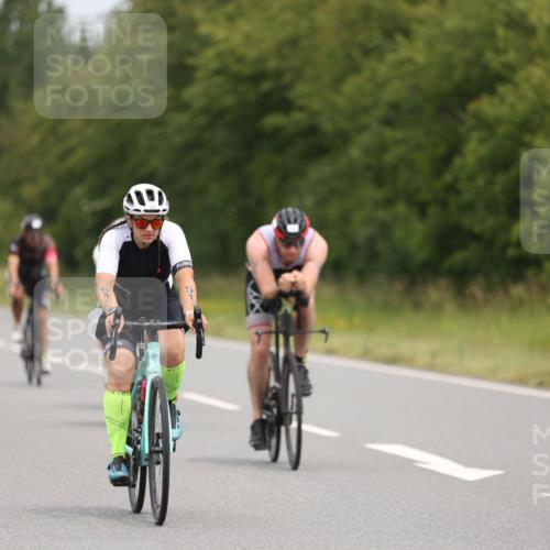 22.06.2025 - Viking Triathlon Yannick Fuchs http://msf.ph/oto/8086572 22.06.2025 12:45:33 Radfahren 147, 255, 312, 357, 395, 515, 535, 611 meine-sportfotos.de