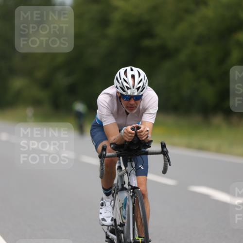 22.06.2025 - Viking Triathlon Yannick Fuchs http://msf.ph/oto/8086703 22.06.2025 12:46:15 Radfahren 63, 236, 326, 459 meine-sportfotos.de