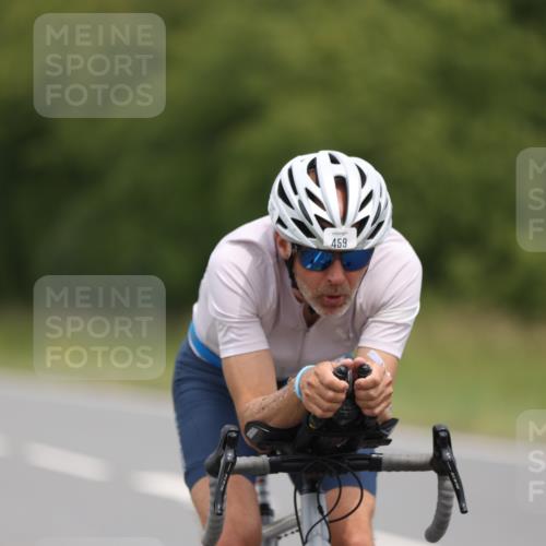22.06.2025 - Viking Triathlon Yannick Fuchs http://msf.ph/oto/8086707 22.06.2025 12:46:16 Radfahren 63, 236, 326, 353, 459 meine-sportfotos.de