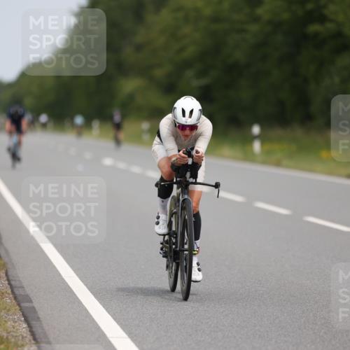 22.06.2025 - Viking Triathlon Yannick Fuchs http://msf.ph/oto/8086834 22.06.2025 12:46:55 Radfahren 19, 191, 377, 439, 480 meine-sportfotos.de