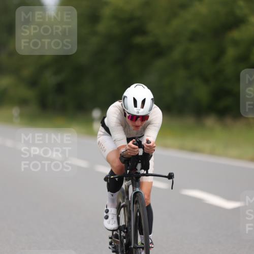 22.06.2025 - Viking Triathlon Yannick Fuchs http://msf.ph/oto/8086839 22.06.2025 12:46:56 Radfahren 19, 191, 377, 439, 480 meine-sportfotos.de