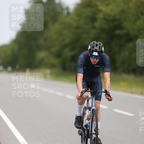 22.06.2025 - Viking Triathlon Yannick Fuchs http://msf.ph/oto/8086865 22.06.2025 12:47:01 Radfahren 101, 191, 263, 377, 480 meine-sportfotos.de