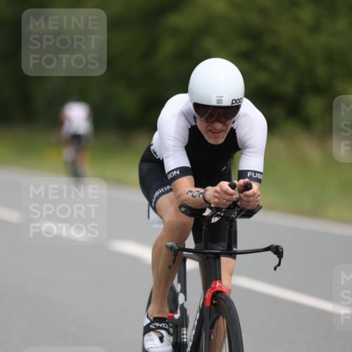 22.06.2025 - Viking Triathlon Yannick Fuchs http://msf.ph/oto/8086877 22.06.2025 12:47:09 Radfahren 64, 101, 263 meine-sportfotos.de