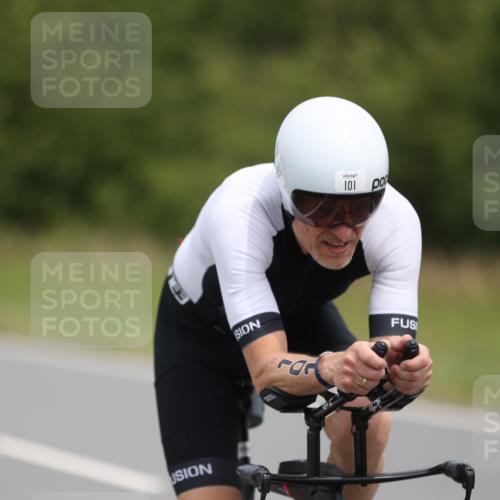 22.06.2025 - Viking Triathlon Yannick Fuchs http://msf.ph/oto/8086881 22.06.2025 12:47:09 Radfahren 64, 101, 263 meine-sportfotos.de