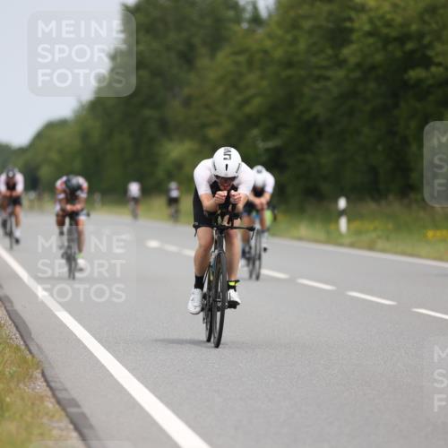 22.06.2025 - Viking Triathlon Yannick Fuchs http://msf.ph/oto/8086888 22.06.2025 12:47:19 Radfahren 42, 137, 224, 233, 343, 517 meine-sportfotos.de