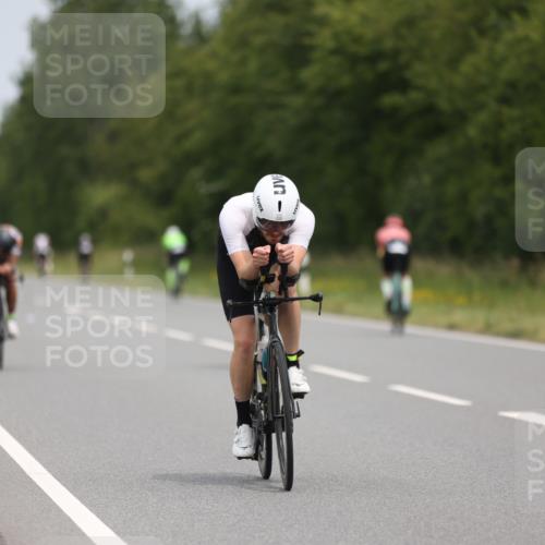 22.06.2025 - Viking Triathlon Yannick Fuchs http://msf.ph/oto/8086894 22.06.2025 12:47:19 Radfahren 42, 137, 224, 233, 343, 517 meine-sportfotos.de