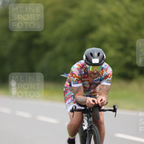 22.06.2025 - Viking Triathlon Yannick Fuchs http://msf.ph/oto/8086916 22.06.2025 12:47:23 Radfahren 42, 137, 223, 224, 233, 343, 410, 517 meine-sportfotos.de