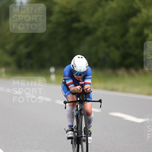 22.06.2025 - Viking Triathlon Yannick Fuchs http://msf.ph/oto/8086931 22.06.2025 12:47:27 Radfahren 42, 137, 223, 224, 282, 343, 410, 517 meine-sportfotos.de