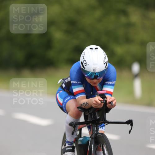 22.06.2025 - Viking Triathlon Yannick Fuchs http://msf.ph/oto/8086938 22.06.2025 12:47:28 Radfahren 137, 223, 224, 282, 343, 410 meine-sportfotos.de