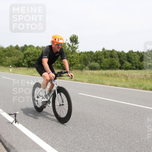 22.06.2025 - Viking Triathlon Yannick Fuchs http://msf.ph/oto/8086980 22.06.2025 13:18:40 Radfahren 69, 452 meine-sportfotos.de