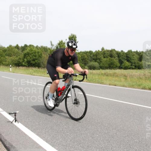 22.06.2025 - Viking Triathlon Yannick Fuchs http://msf.ph/oto/8086989 22.06.2025 13:18:42 Radfahren 69, 452 meine-sportfotos.de