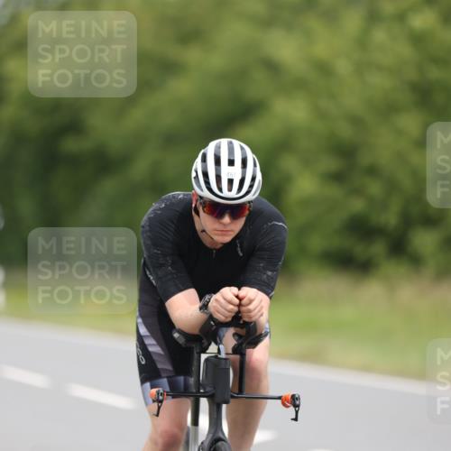 22.06.2025 - Viking Triathlon Yannick Fuchs http://msf.ph/oto/8086999 22.06.2025 12:47:48 Radfahren 103, 113, 149, 215, 390, 461 meine-sportfotos.de