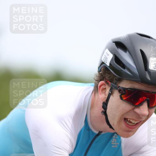 22.06.2025 - Viking Triathlon Yannick Fuchs http://msf.ph/oto/8087024 22.06.2025 12:47:50 Radfahren 103, 113, 149, 215, 390, 461 meine-sportfotos.de