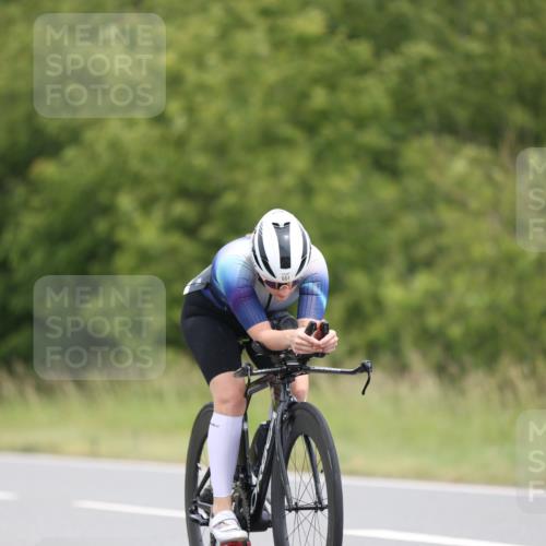 22.06.2025 - Viking Triathlon Yannick Fuchs http://msf.ph/oto/8087057 22.06.2025 12:48:34 Radfahren 226, 385, 551 meine-sportfotos.de