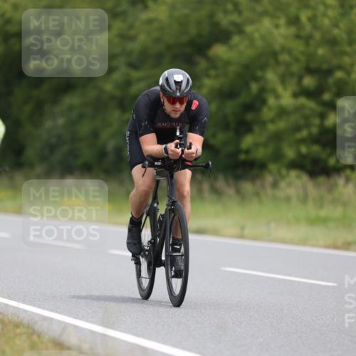 22.06.2025 - Viking Triathlon Yannick Fuchs http://msf.ph/oto/8087065 22.06.2025 12:48:55 Radfahren 50, 68, 80, 141, 165, 379 meine-sportfotos.de