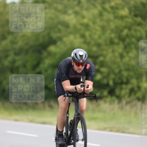 22.06.2025 - Viking Triathlon Yannick Fuchs http://msf.ph/oto/8087066 22.06.2025 12:48:55 Radfahren 50, 68, 80, 141, 165, 379 meine-sportfotos.de