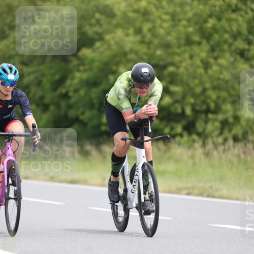 22.06.2025 - Viking Triathlon Yannick Fuchs http://msf.ph/oto/8087069 22.06.2025 12:48:56 Radfahren 50, 68, 80, 141, 165, 379 meine-sportfotos.de