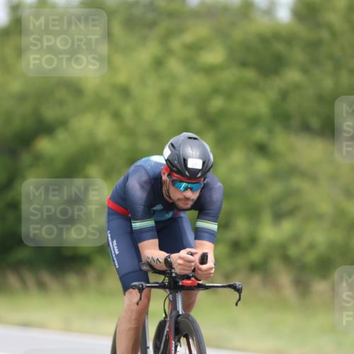 22.06.2025 - Viking Triathlon Yannick Fuchs http://msf.ph/oto/8087083 22.06.2025 12:49:14 Radfahren 38, 177, 323, 430, 501 meine-sportfotos.de
