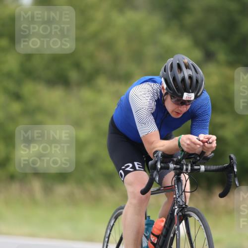 22.06.2025 - Viking Triathlon Yannick Fuchs http://msf.ph/oto/8087092 22.06.2025 12:49:28 Radfahren 36, 55, 608 meine-sportfotos.de