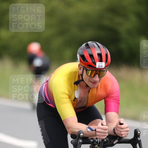 22.06.2025 - Viking Triathlon Yannick Fuchs http://msf.ph/oto/8087120 22.06.2025 12:51:18 Radfahren 69, 158, 161, 171, 265, 273, 296, 452, 554 meine-sportfotos.de