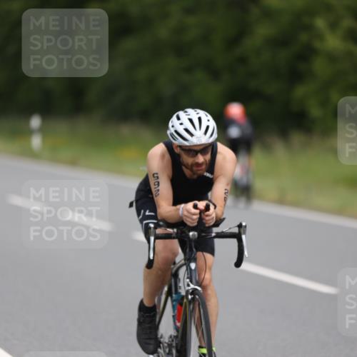 22.06.2025 - Viking Triathlon Yannick Fuchs http://msf.ph/oto/8087123 22.06.2025 12:51:20 Radfahren 69, 158, 161, 265, 273, 296, 554 meine-sportfotos.de