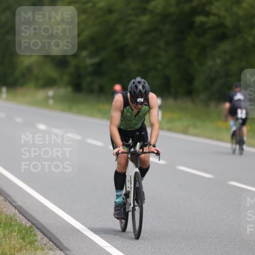 22.06.2025 - Viking Triathlon Yannick Fuchs http://msf.ph/oto/8087128 22.06.2025 12:51:24 Radfahren 265, 296, 554 meine-sportfotos.de