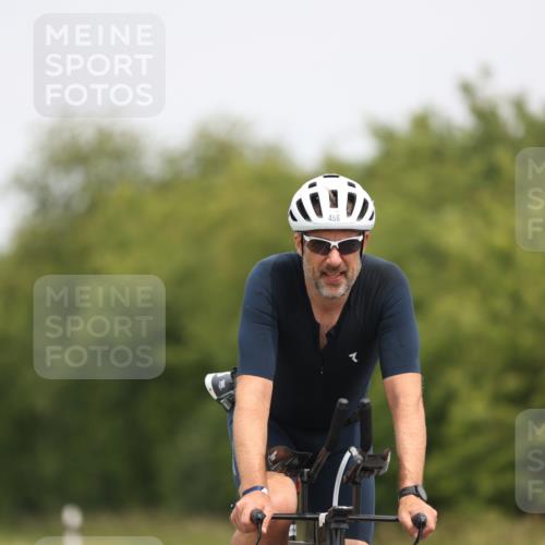 22.06.2025 - Viking Triathlon Yannick Fuchs http://msf.ph/oto/8087158 22.06.2025 12:51:58 Radfahren 456, 533, 615, 656 meine-sportfotos.de
